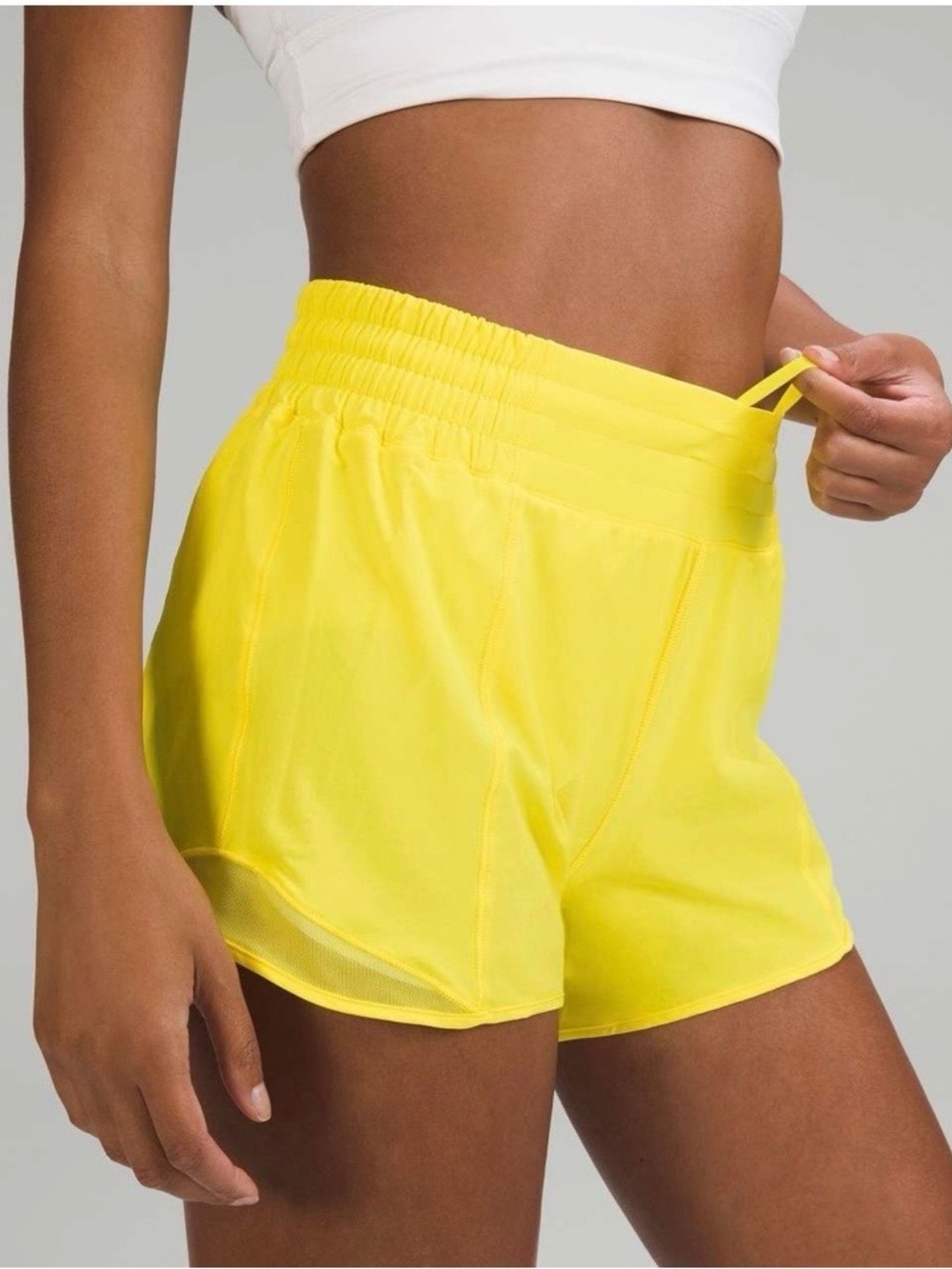 Lululemon hotty hot high rise lined short 4" yellow size 12 gym running